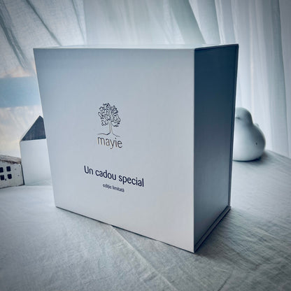 Cutie cadou premium - alege continutul!