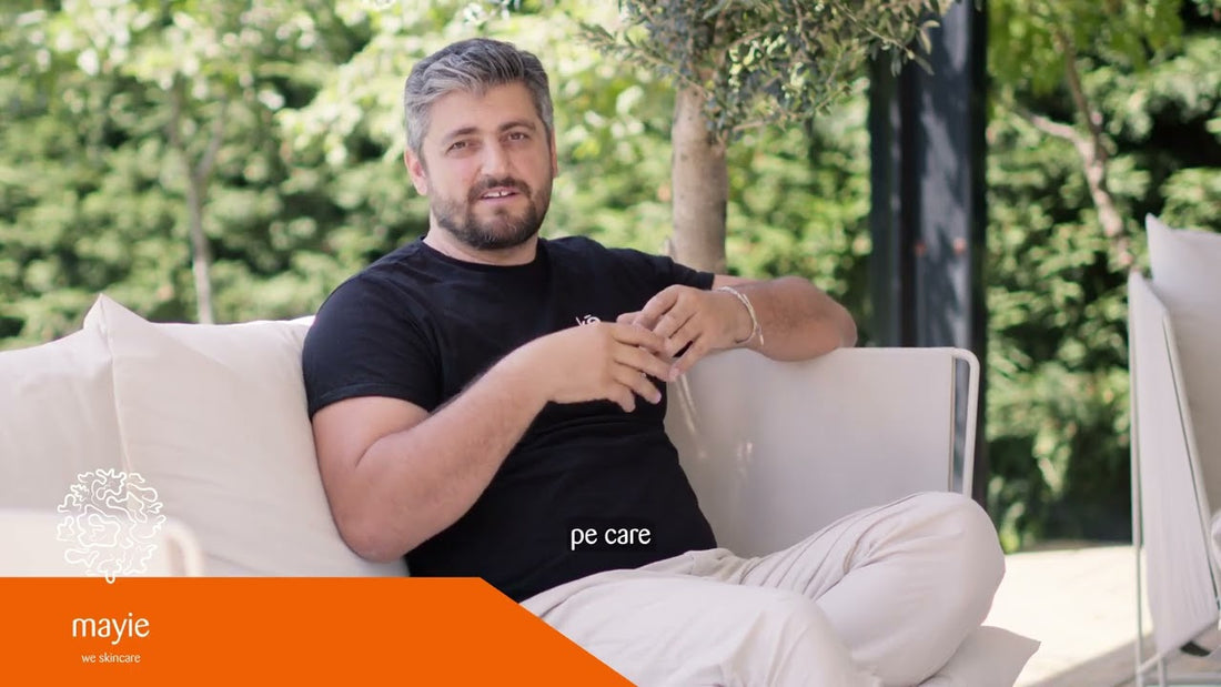 Fără praf de unicorn — seria Mayie