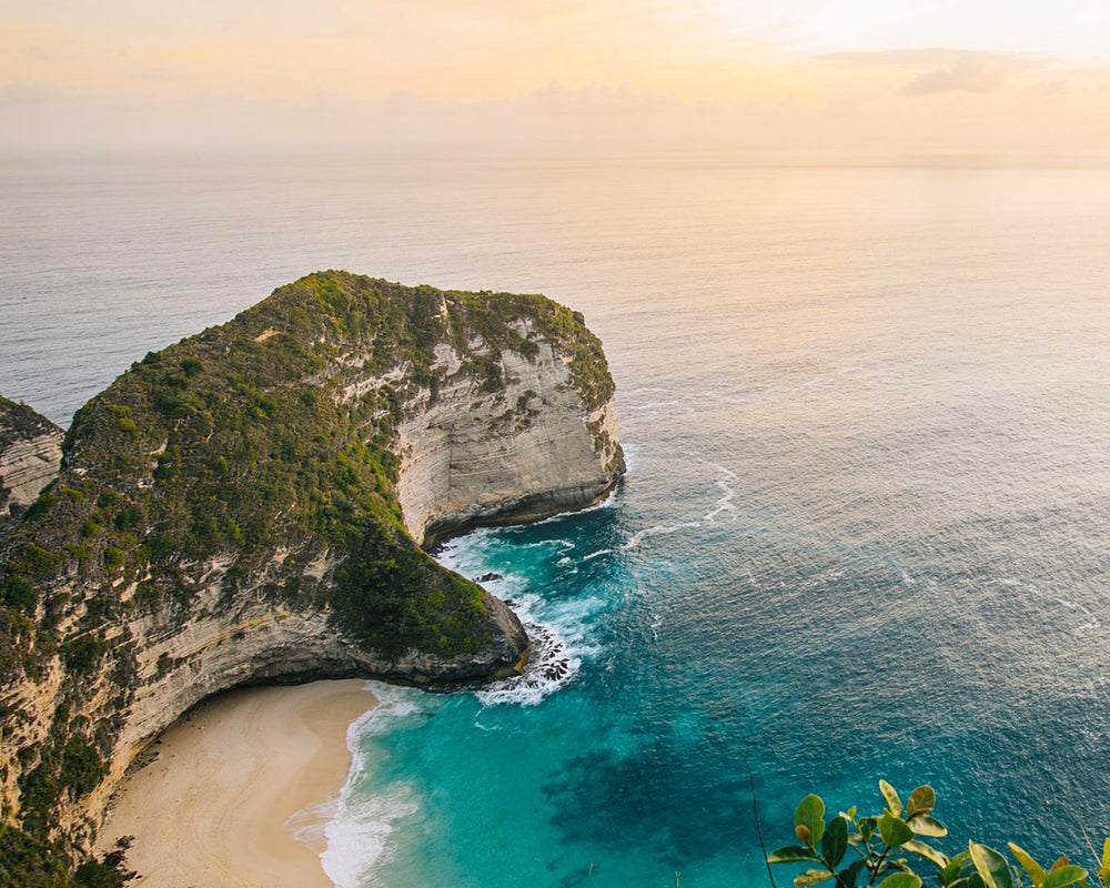 Coasta spectaculoasă din Nusa Penida